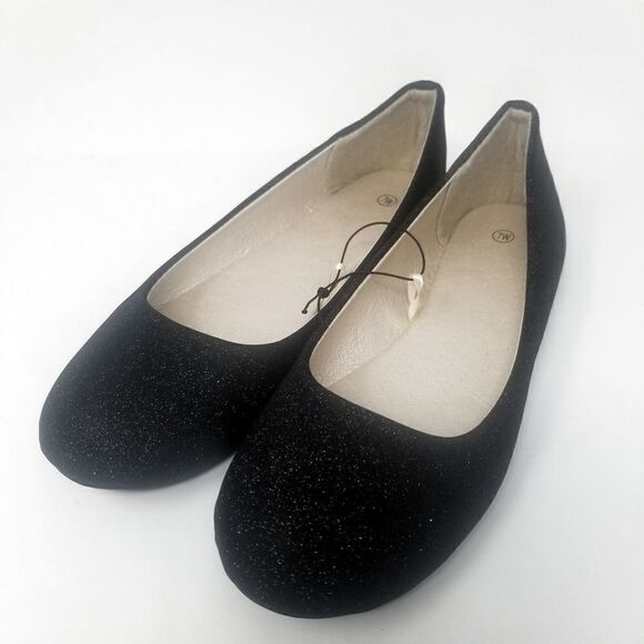 Twinkle Flats. Black. Size 7 Wide. - Picture 1 of 7